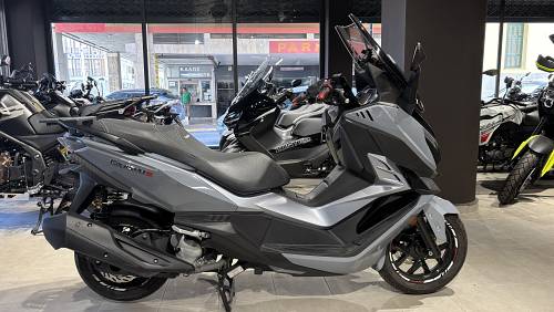 SYM CRUISYM 300 ΓΚΡΙ 04.2023
