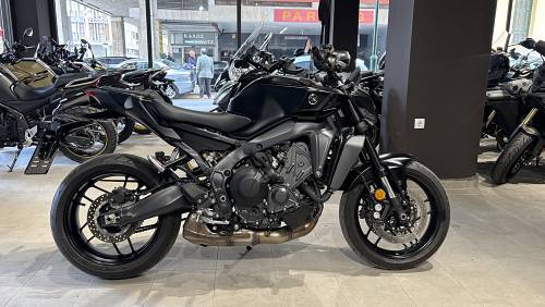 YAMAHA MT09 YAMT ΜΑΥΡΟ 03.2025