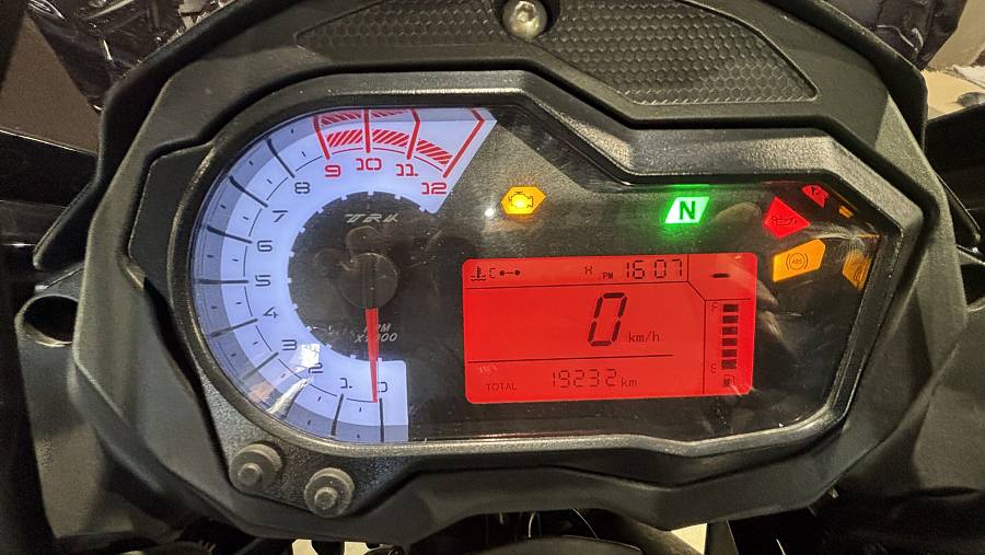 BENELLI TRK 502X ΜΠΛΕ 04.2024