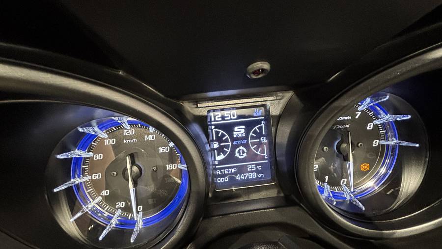 YAMAHA TMAX560 TECH MAX ΓΚΡΙ (02/2020)